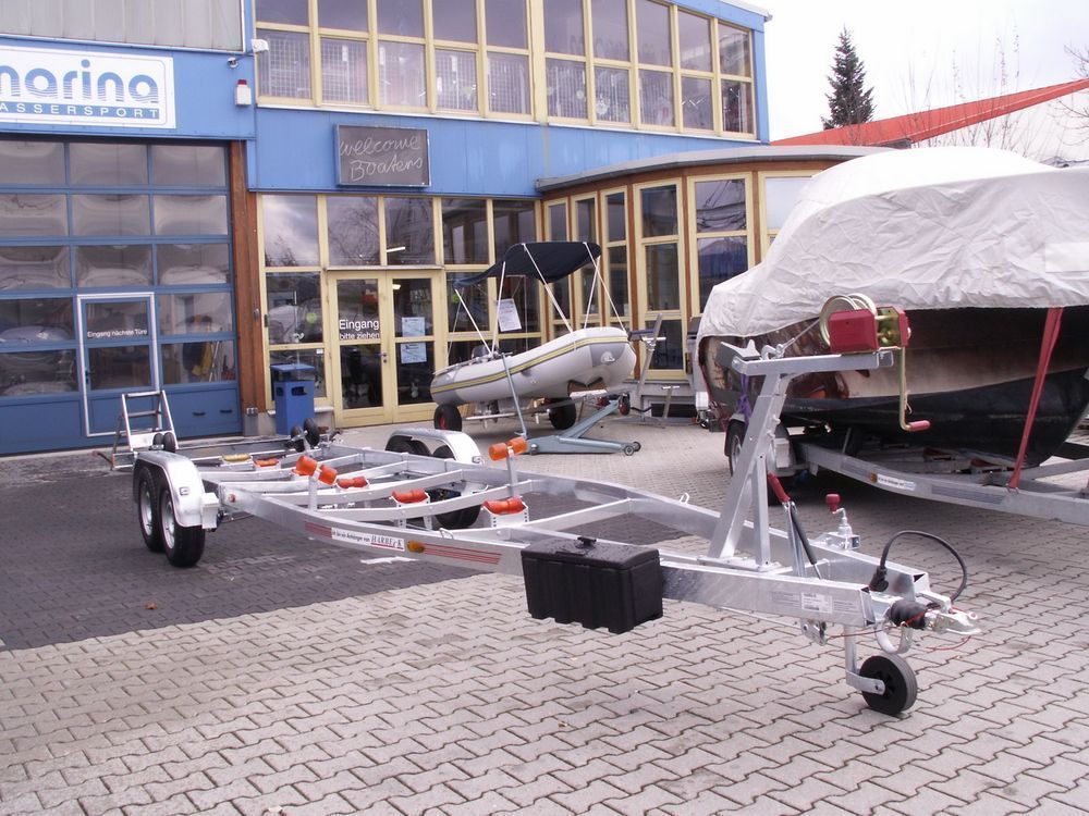 Harbeck Anhänger für Motorboote - Classic Line - Marina Wassersport GmbH