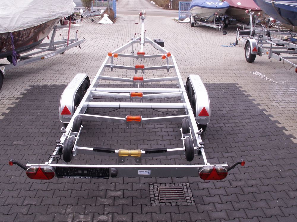 Harbeck Anhänger für Motorboote - Classic Line - Marina Wassersport GmbH