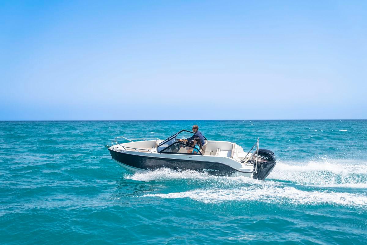 Quicksilver Activ 555 Bowrider - Marina Wassersport GmbH