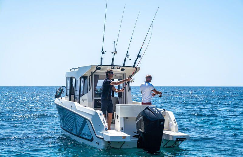 Quicksilver 705 Pilothouse