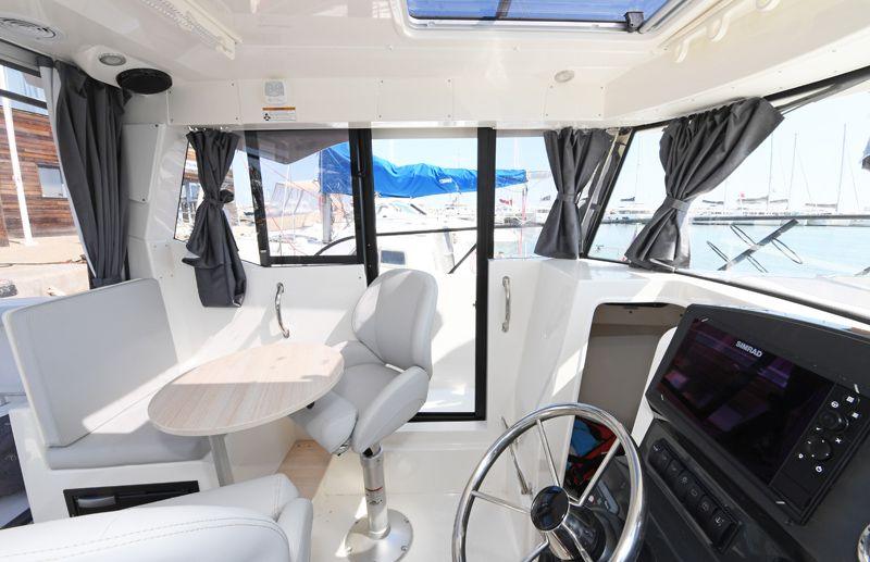 Quicksilver 805 Pilothouse - Marina Wassersport GmbH