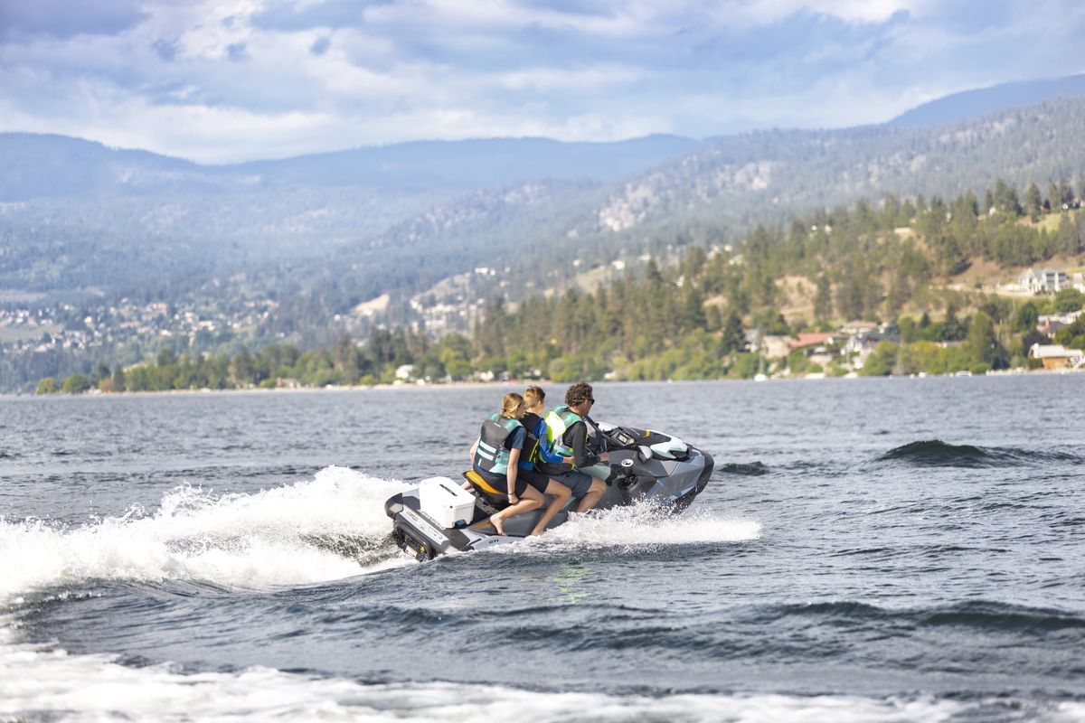 SeaDoo GTI SE 170 Jetski Modell 2023 - Ice Metal / Neo Mint