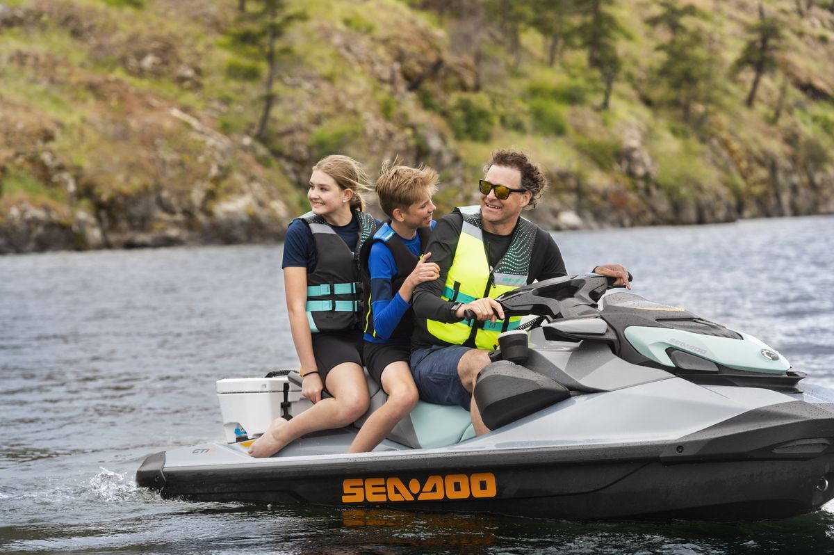 SeaDoo GTI SE 170 Jetski Modell 2023 - Ice Metal / Neo Mint