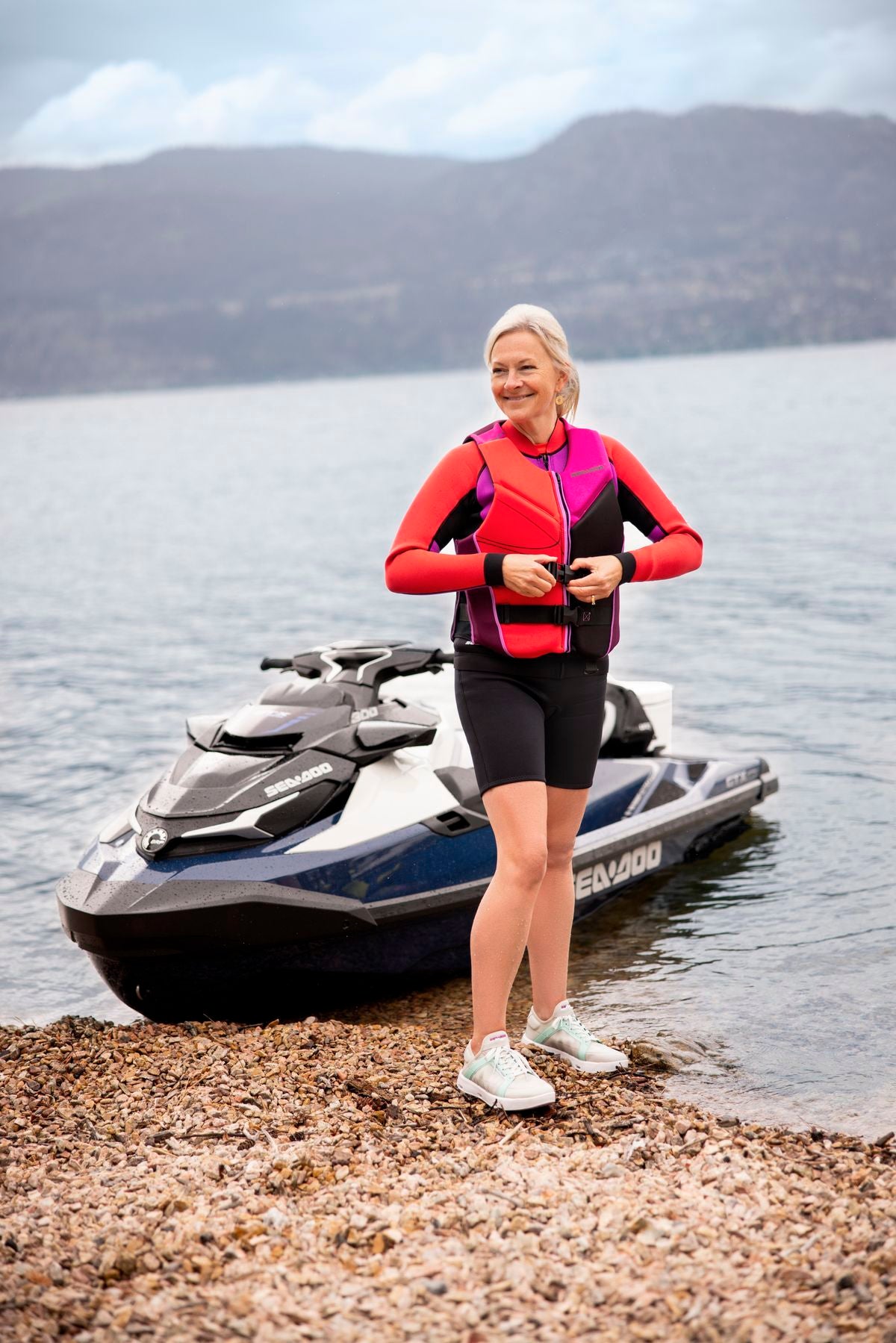 SeaDoo GTX Limited 300 Audio iDF Jetski Modell 2023 - Blue Abyss - Marina Wassersport GmbH