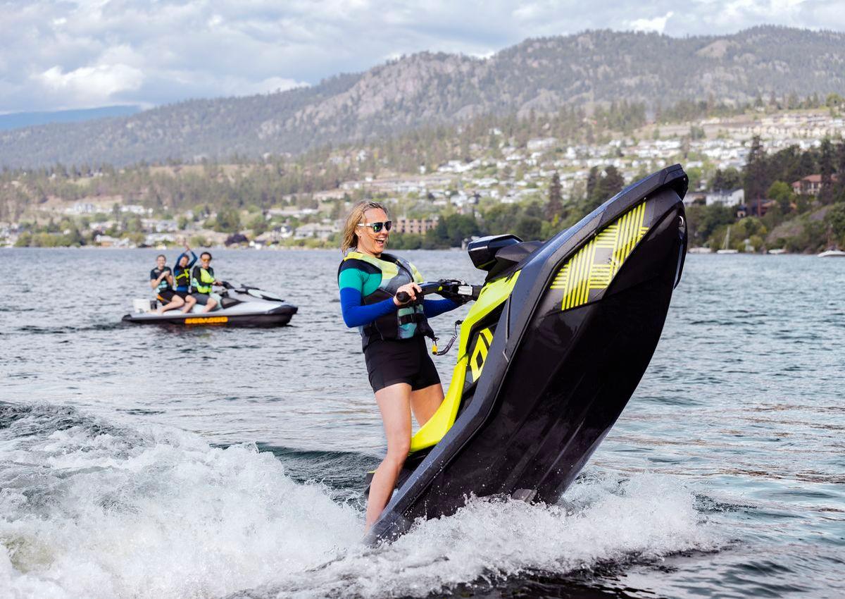 SeaDoo Spark Trixx 2UP 90 iBR Jetski Modell 2023 - Manta Green