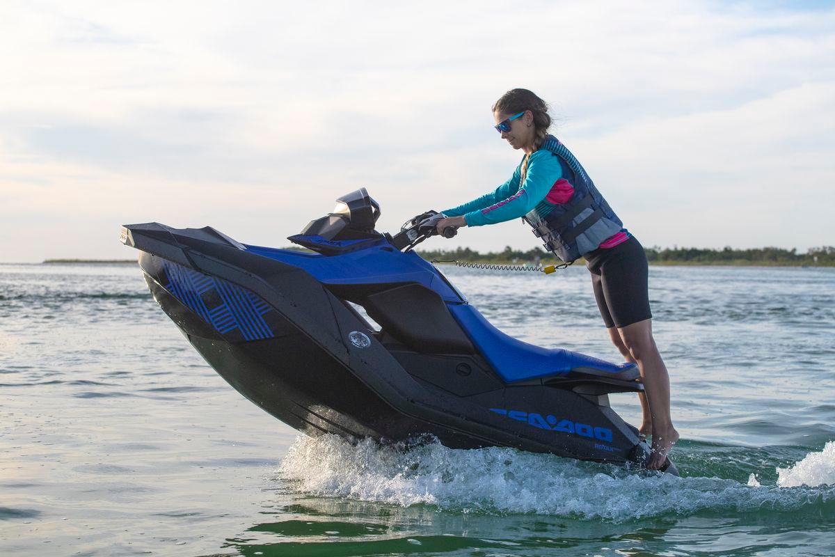 SeaDoo Spark Trixx 2UP 90 iBR Jetski Modell 2023 - Manta Green