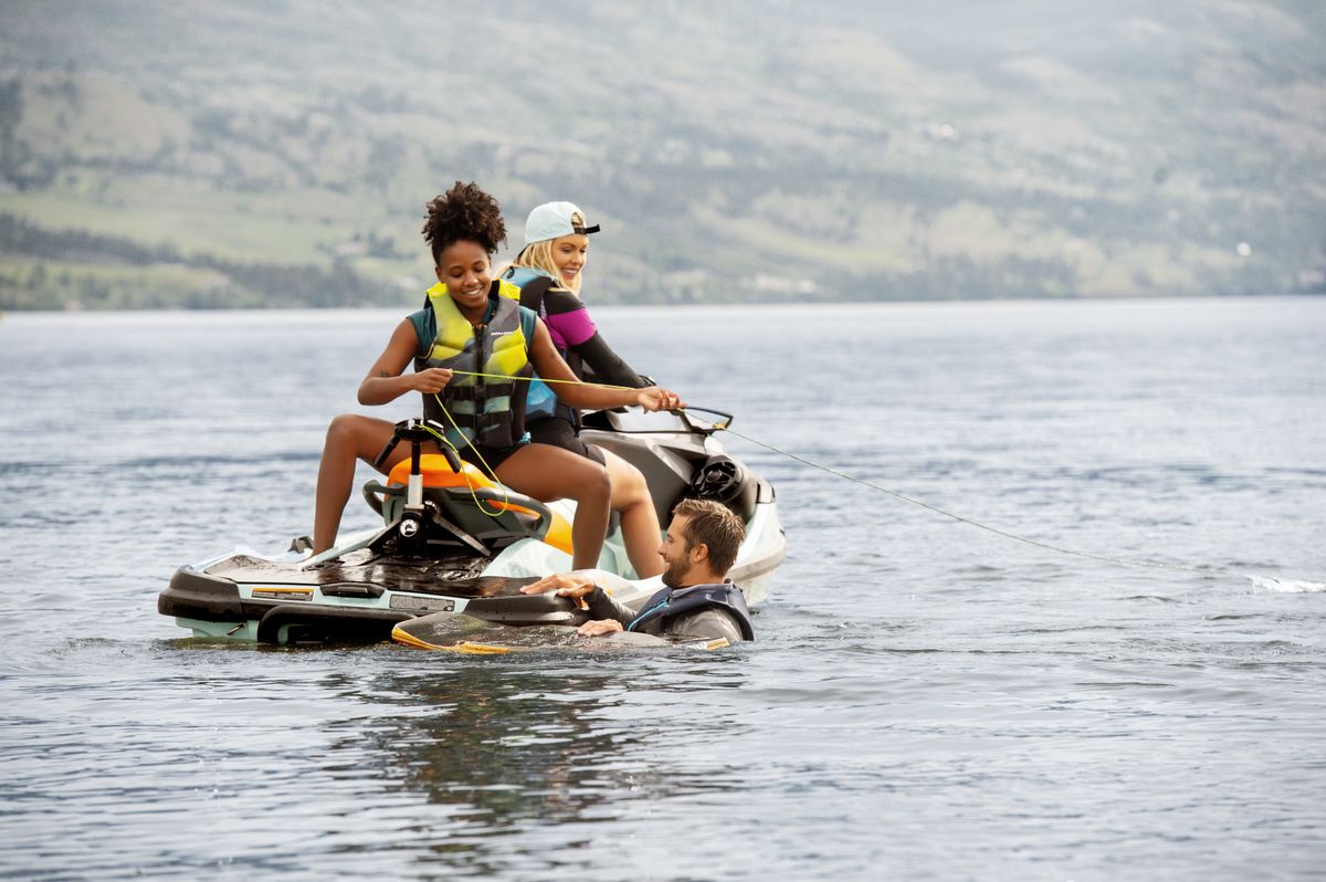 SeaDoo Wake Pro 230 Audio iDF Jetski Modell 2023 - Neo Mint
