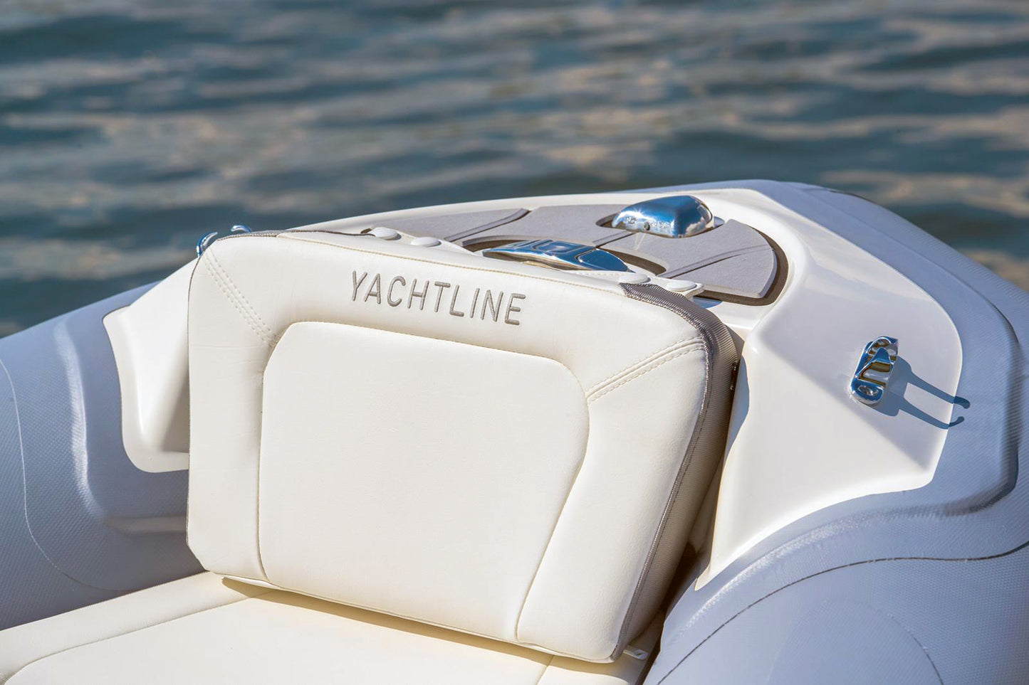 Zodiac Yachtline 360 - Marina Wassersport GmbH