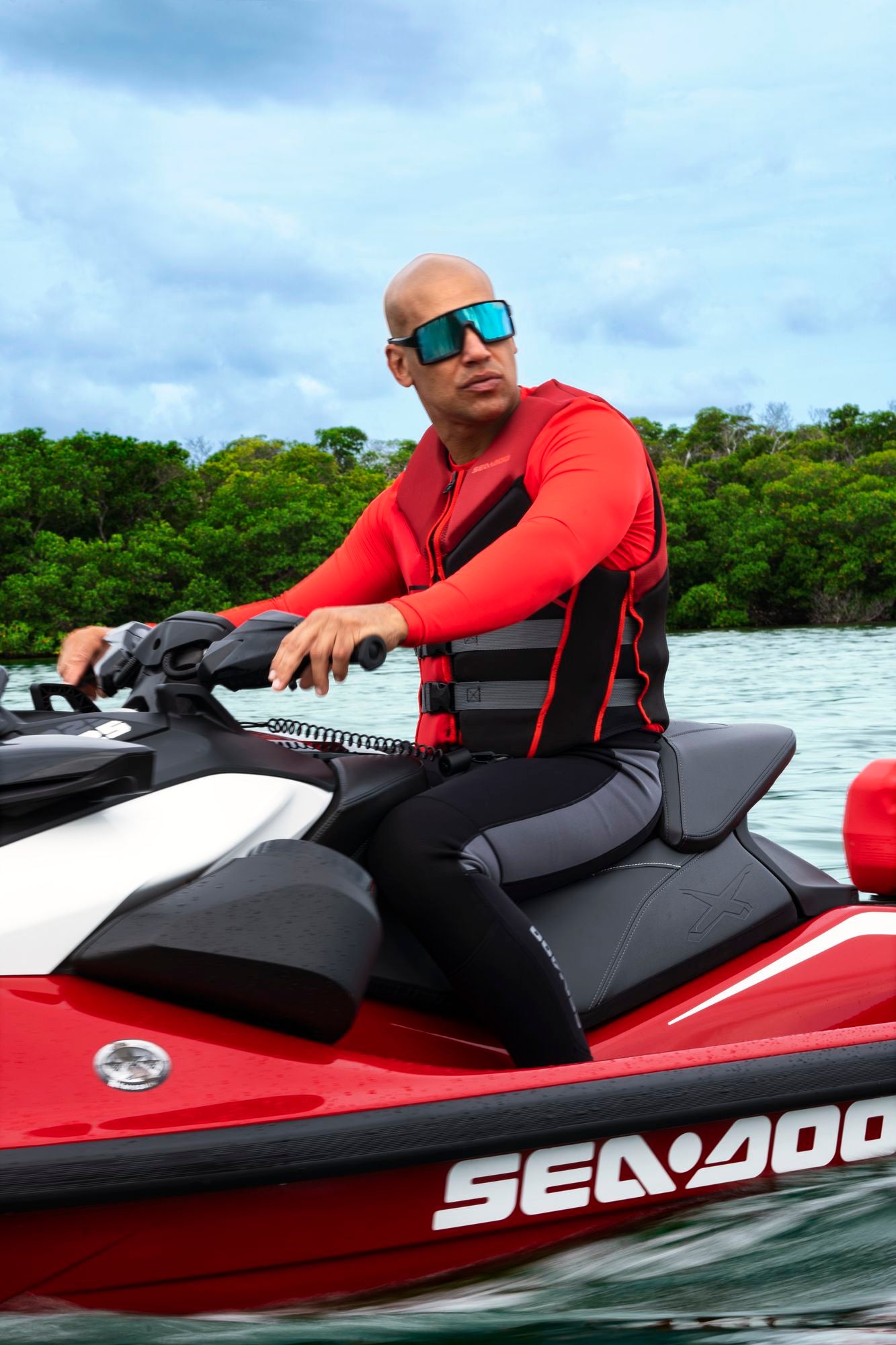 SeaDoo RXP-X RS 325 Jetski Modell 2024 - Fiery Red