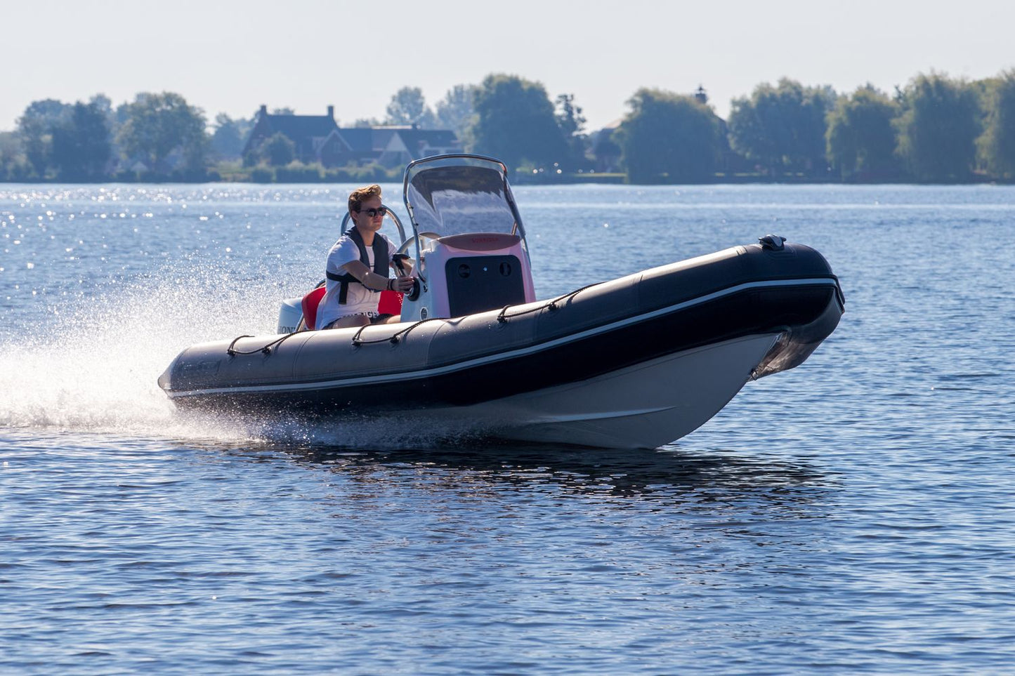 Bombard Sunrider 550 - Marina Wassersport GmbH