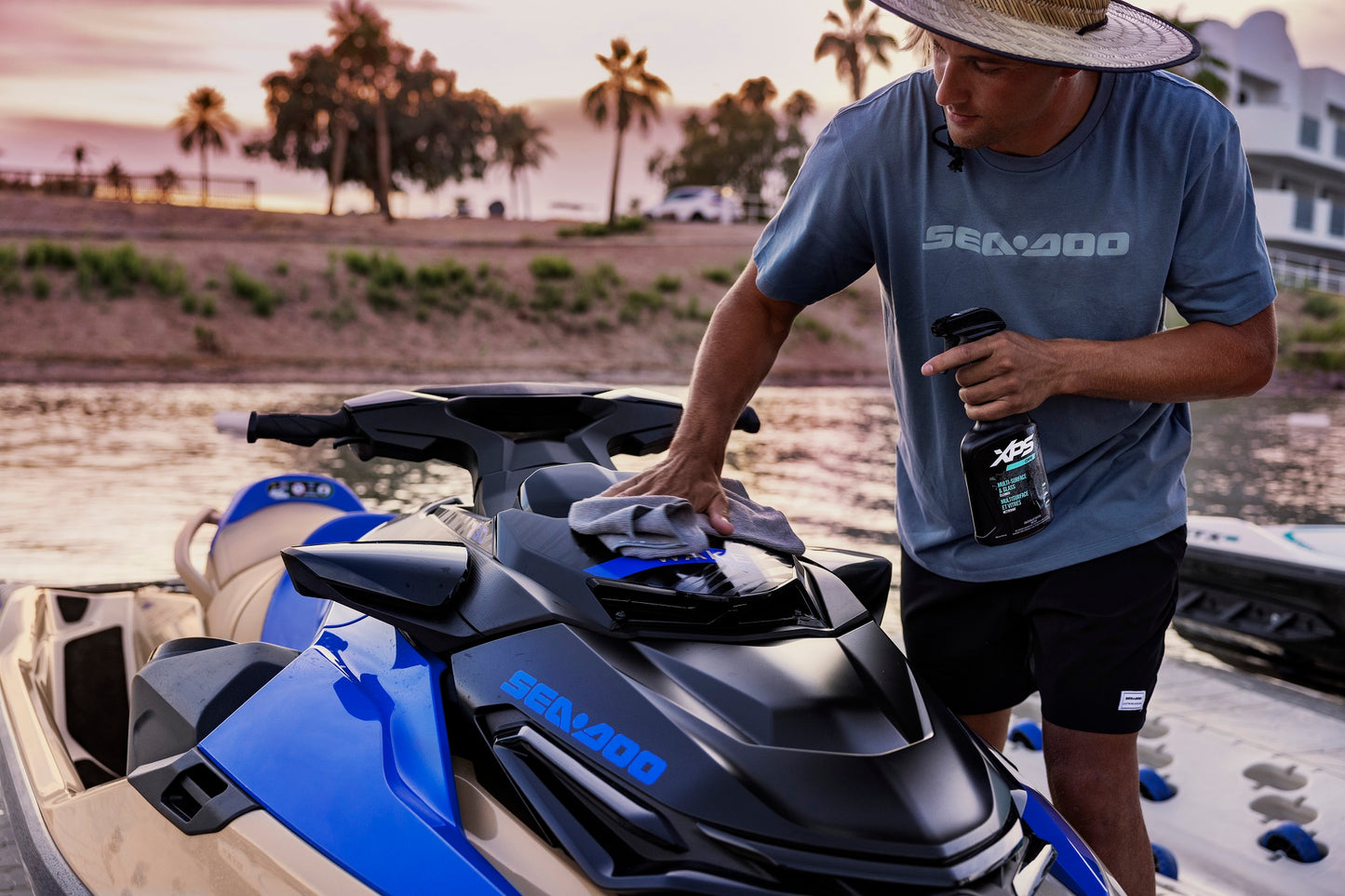 SeaDoo Wake Pro 230 Audio iDF Jetski Modell 2025 - Sand / Dazzling Blue - Marina Wassersport GmbH