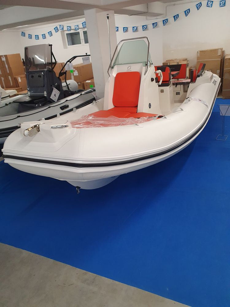 Zodiac Medline 6.8 mit Mercury F115XL - Mega Sale