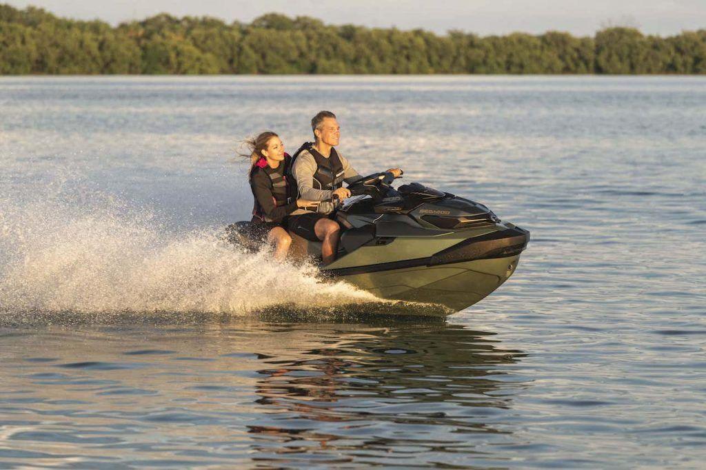 SeaDoo GTX Limited 300 Audio iDF Jetski Modell 2023 - Metallic Sage