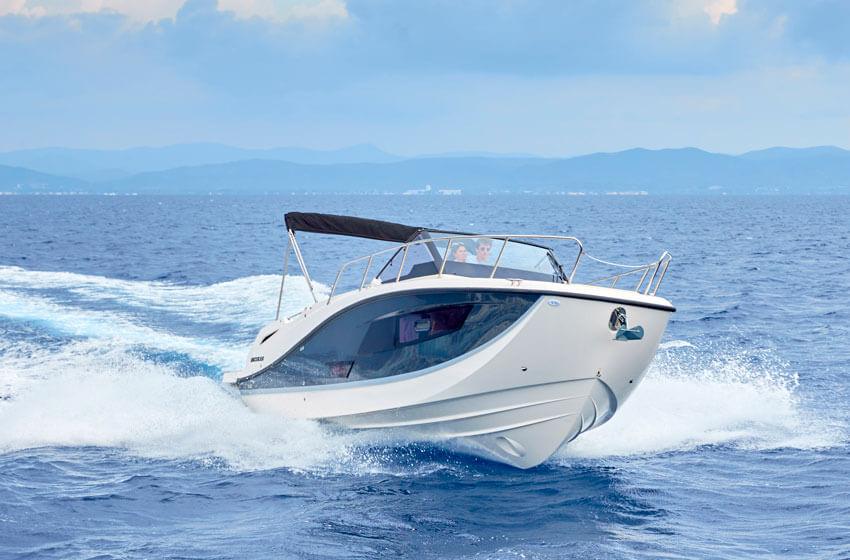 Quicksilver Activ 875 Sundeck - Marina Wassersport GmbH