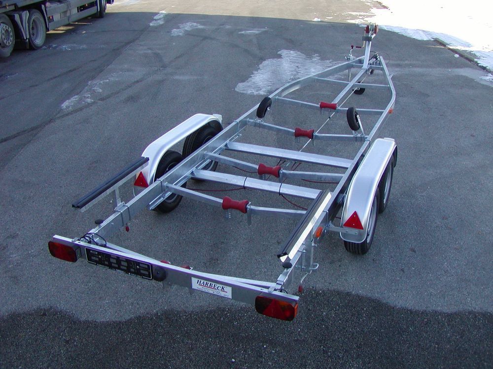 Harbeck Anhänger für Motorboote - Classic Line - Marina Wassersport GmbH