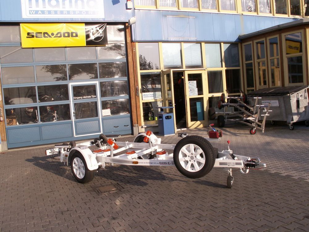 Harbeck Anhänger für Motorboote - Comfort Line - Marina Wassersport GmbH