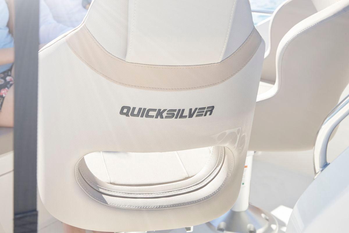 Quicksilver Activ 605 Open