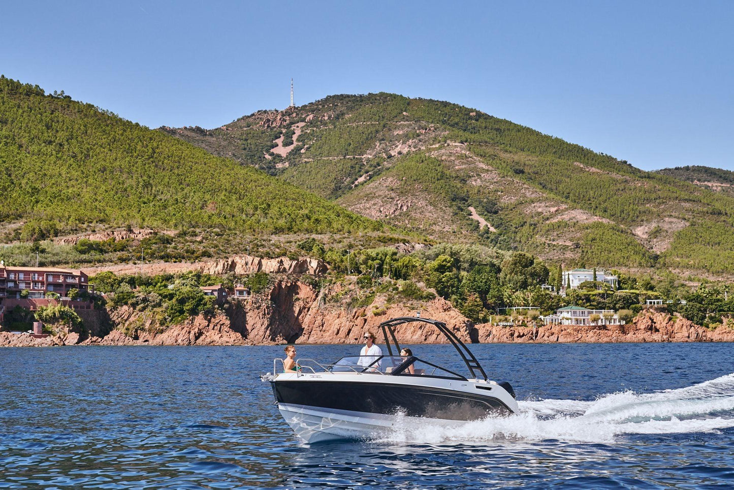 Quicksilver Activ 675 Bowrider - Marina Wassersport GmbH