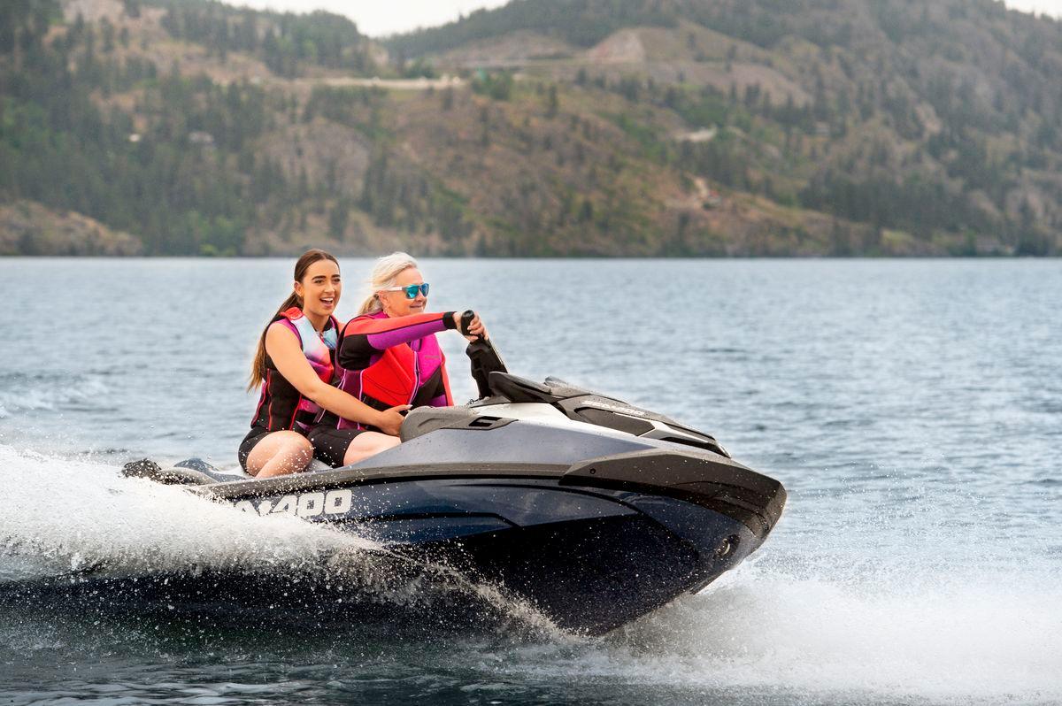 SeaDoo GTX Limited 300 Audio iDF Jetski Modell 2023 - Blue Abyss - Marina Wassersport GmbH