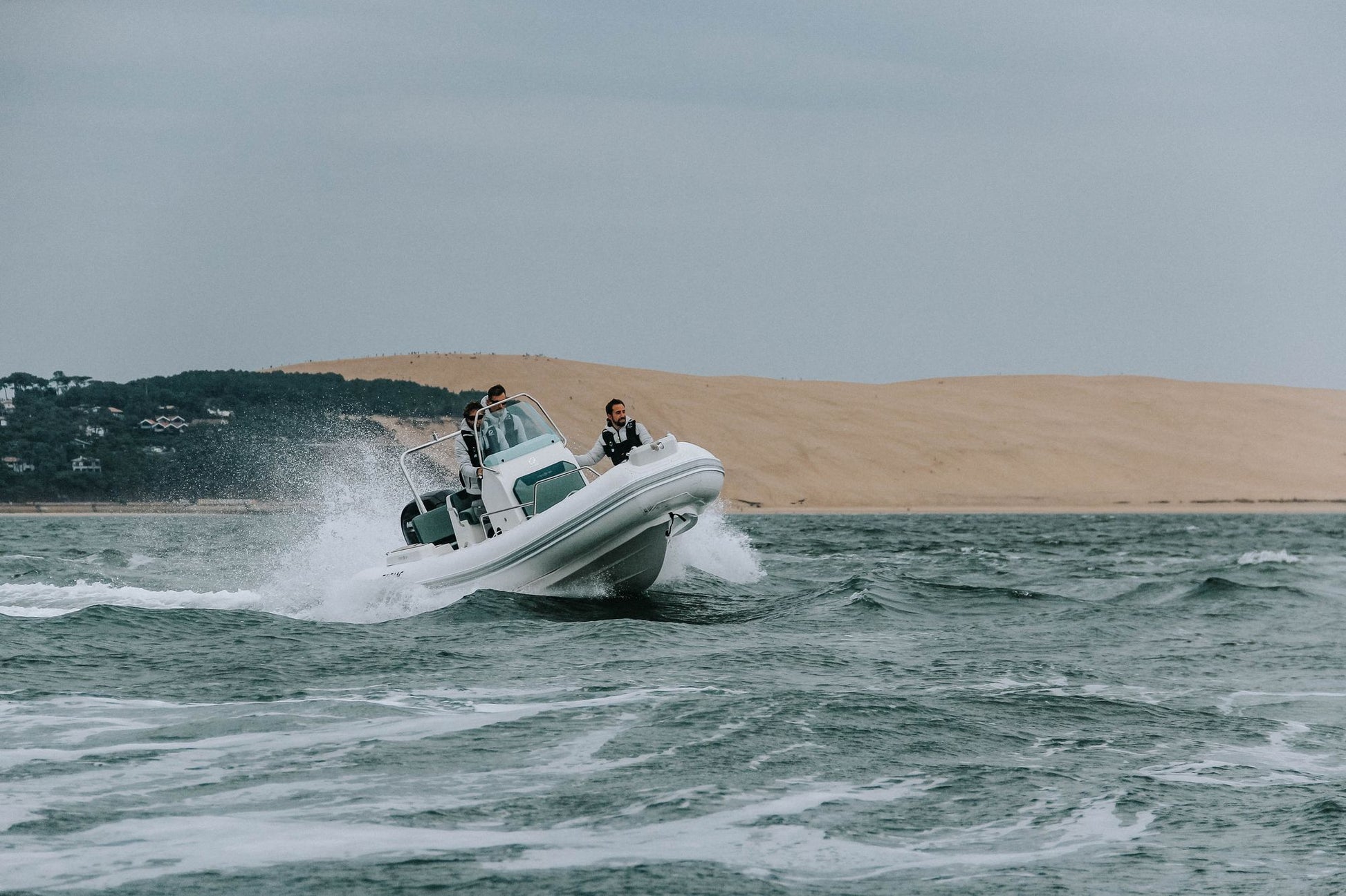 Zodiac Medline 5.8 - Marina Wassersport GmbH