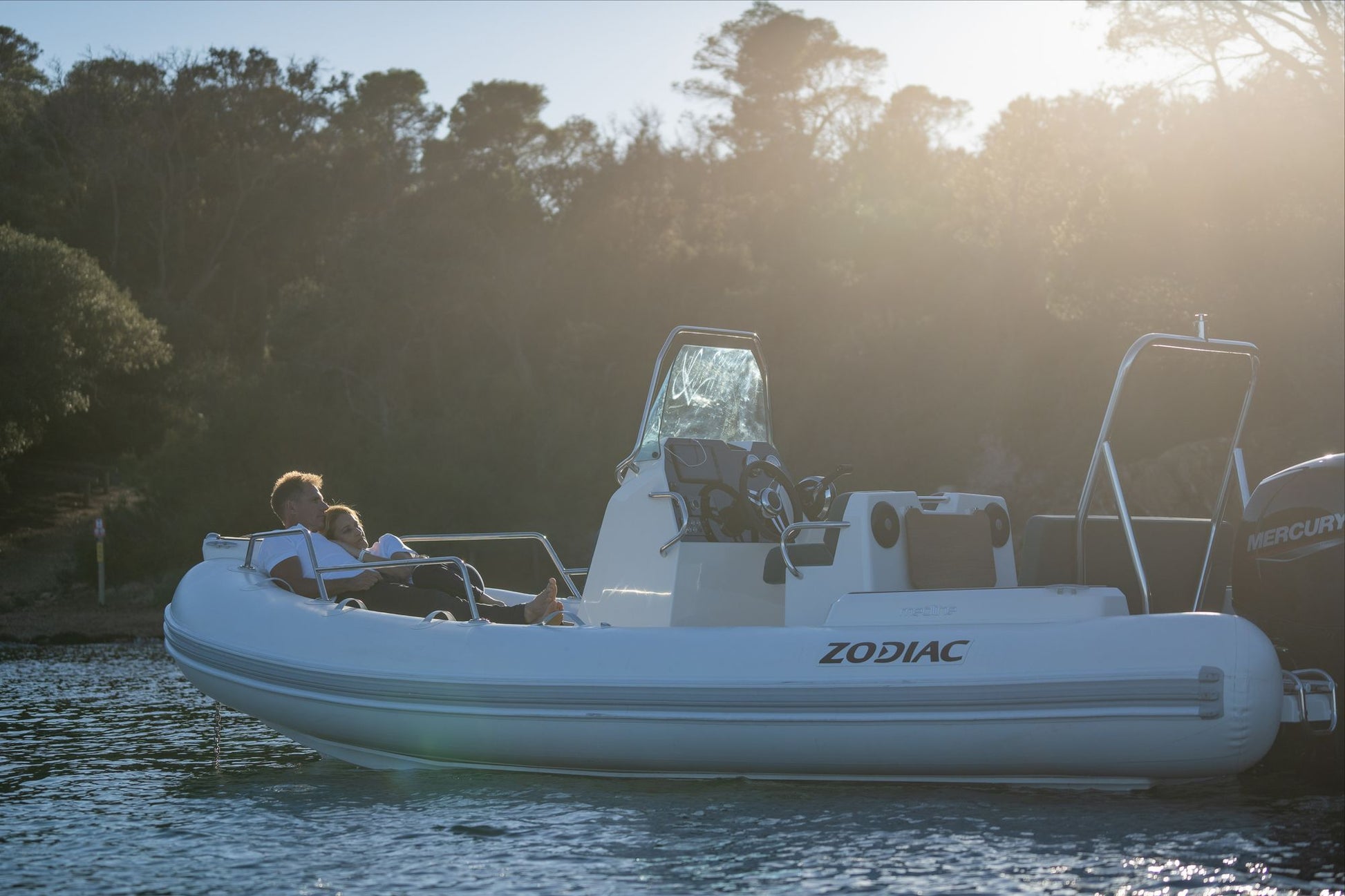 Zodiac Medline 5.8 - Marina Wassersport GmbH