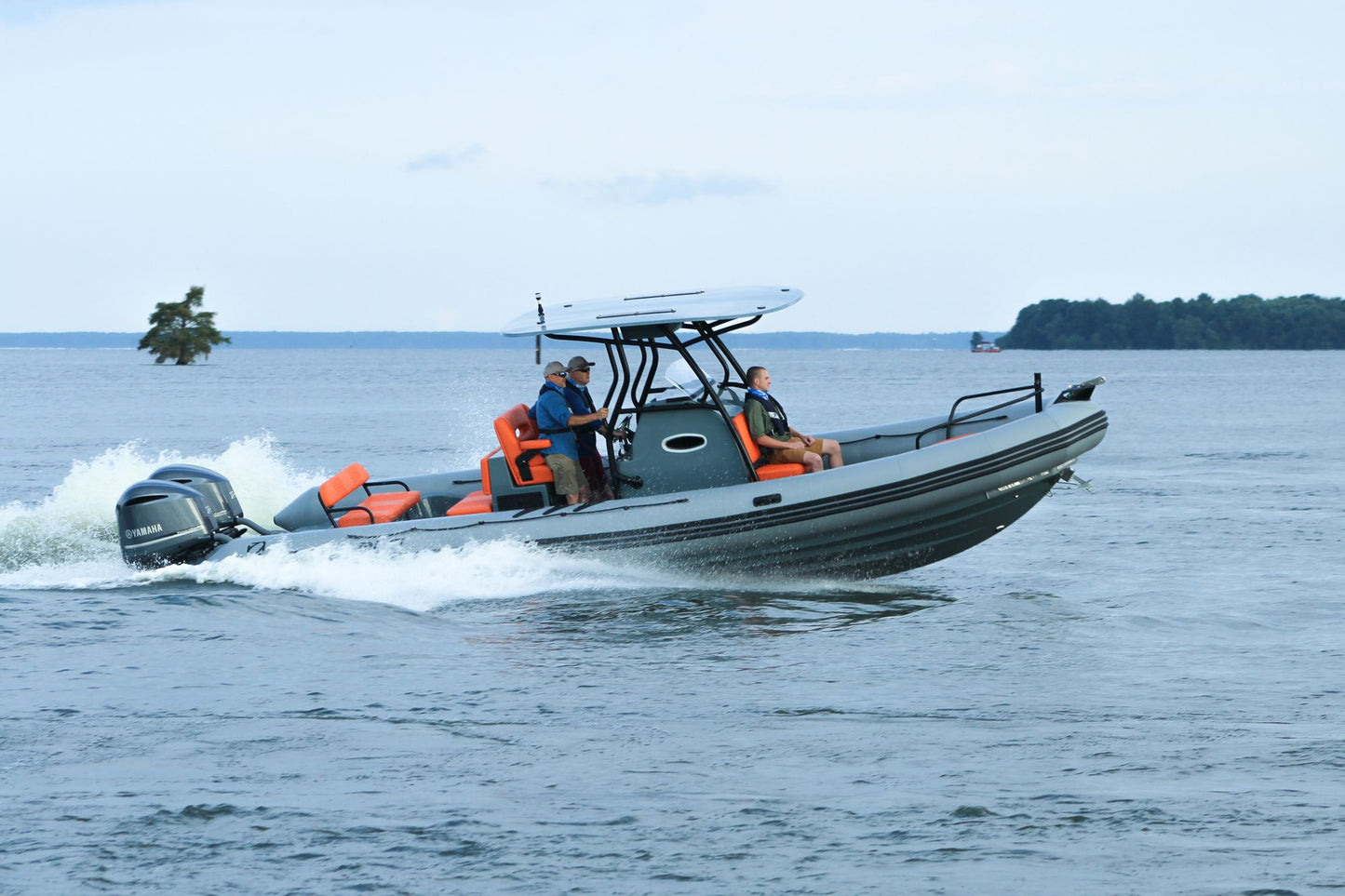 Zodiac Pro 850 - Marina Wassersport GmbH