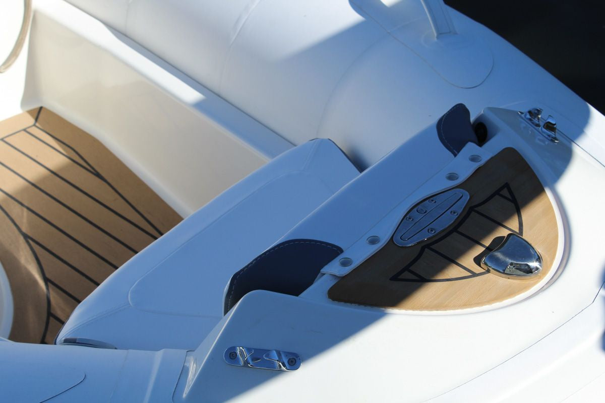 Zodiac Yachtline 400 - Marina Wassersport GmbH