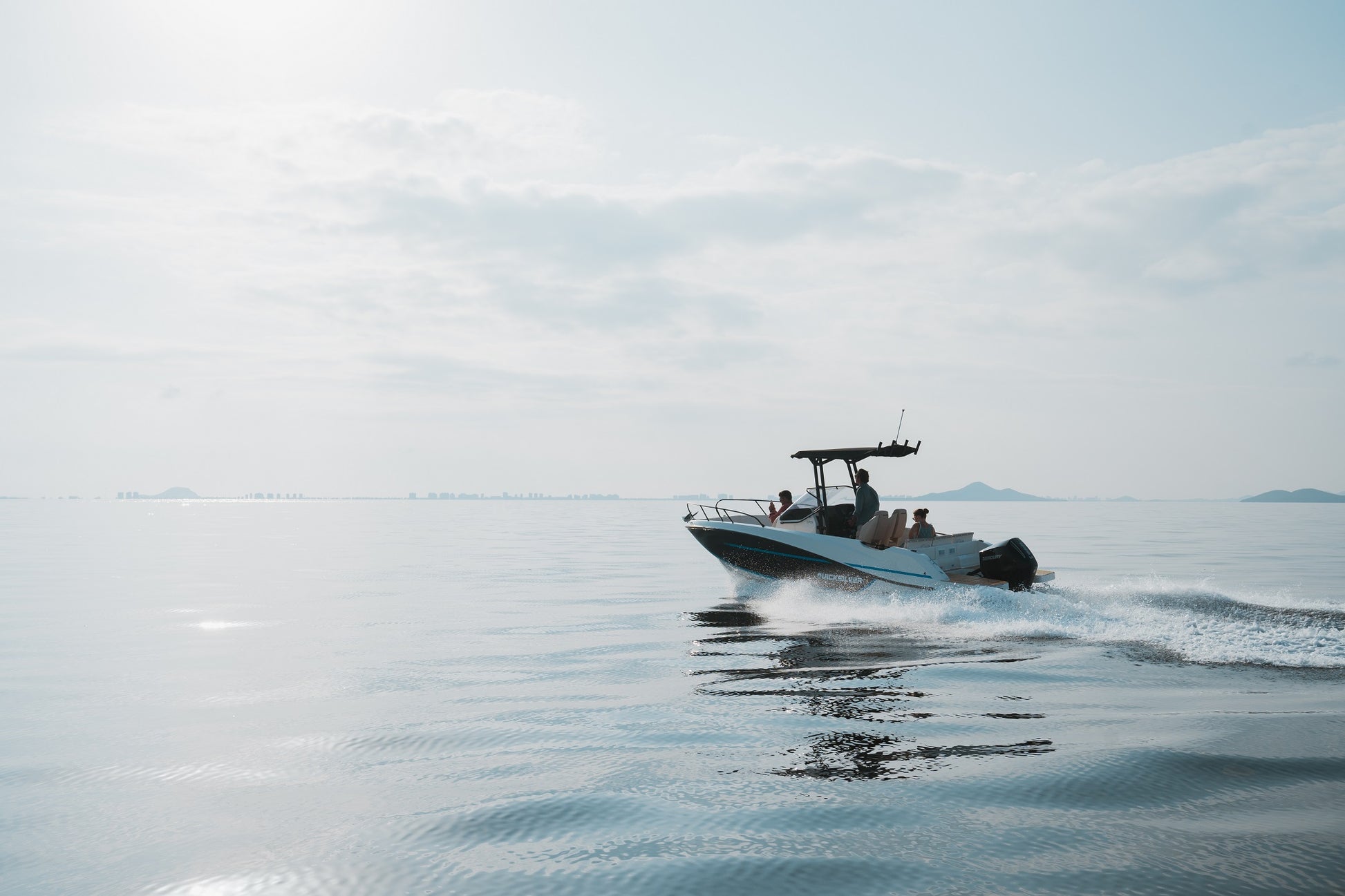 Quicksilver Activ 705 Open - Marina Wassersport GmbH