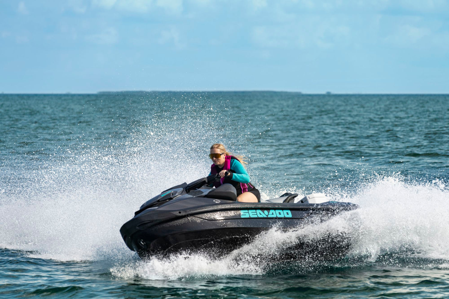 SeaDoo GTR 230 Jetski Modell 2024 - Eclipse Black / Reef Blue - Marina Wassersport GmbH