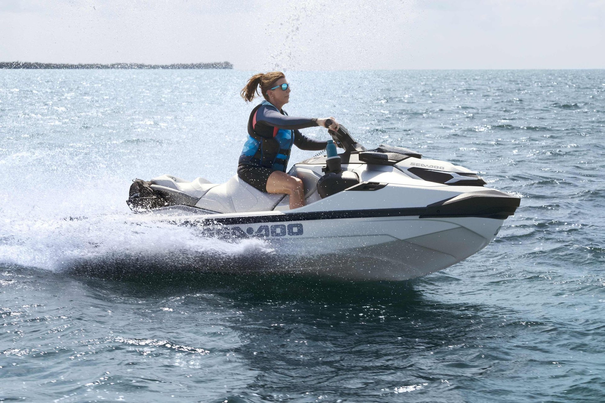 SeaDoo GTX Limited 300 Audio iDF Jetski Modell 2024 - Pearl White - Marina Wassersport GmbH