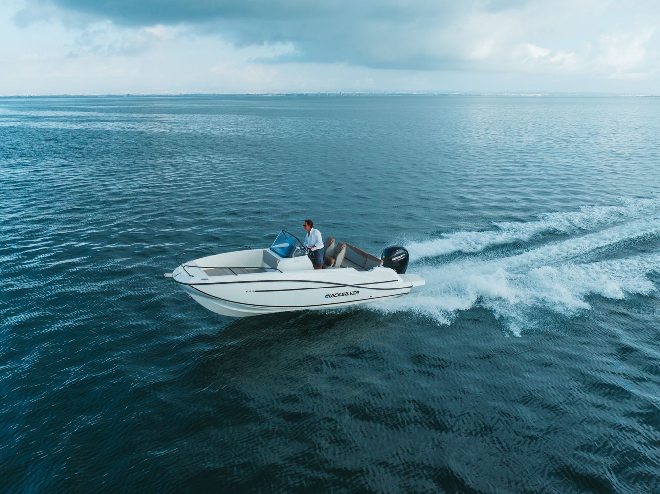 Quicksilver Activ 605 Open