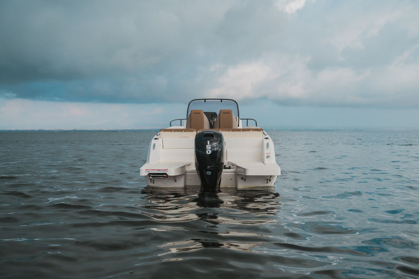 Quicksilver Activ 605 Open