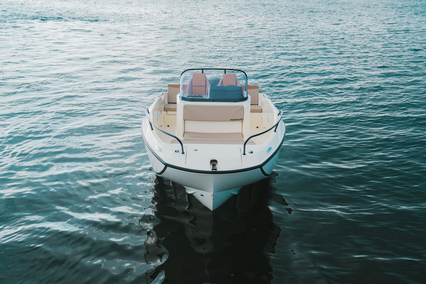 Quicksilver Activ 605 Open