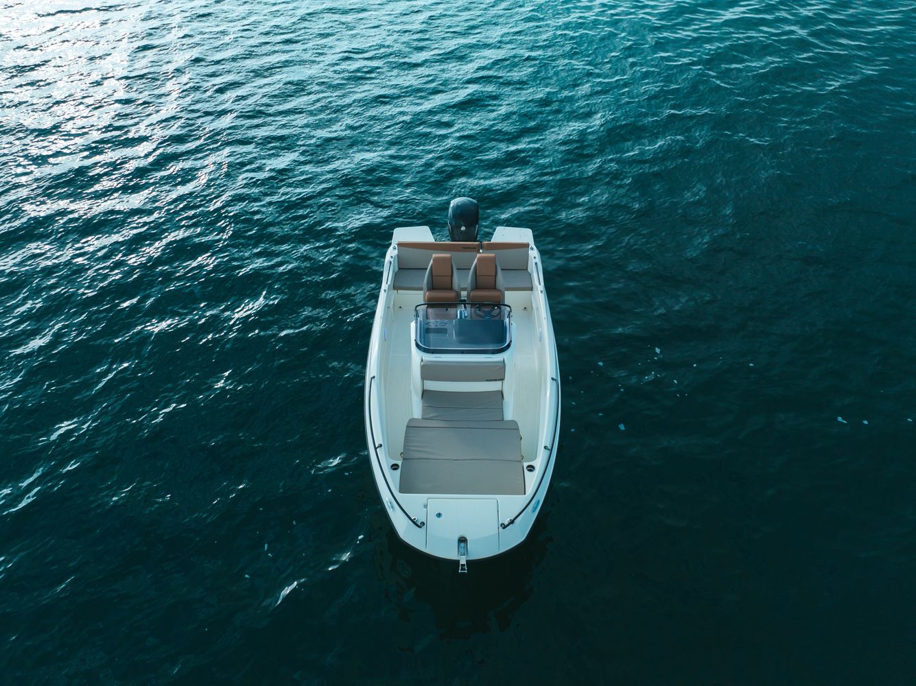 Quicksilver Activ 605 Open