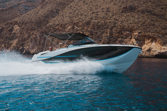 Quicksilver Activ 875 Sundeck