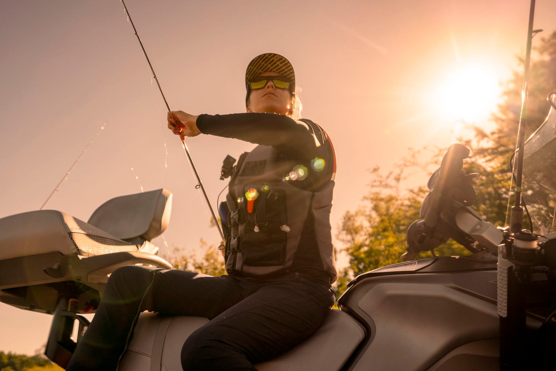 SeaDoo FishPro APEX 300 Audio iDF Jetski Modell 2025 - Shark Grey / Nori Green - Marina Wassersport GmbH
