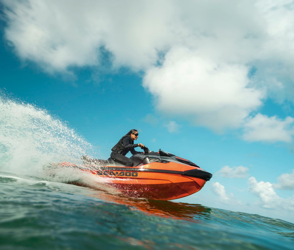Sea-Doo RXT-X 350 Modell 2027 – Solar Orange Metallic Premium