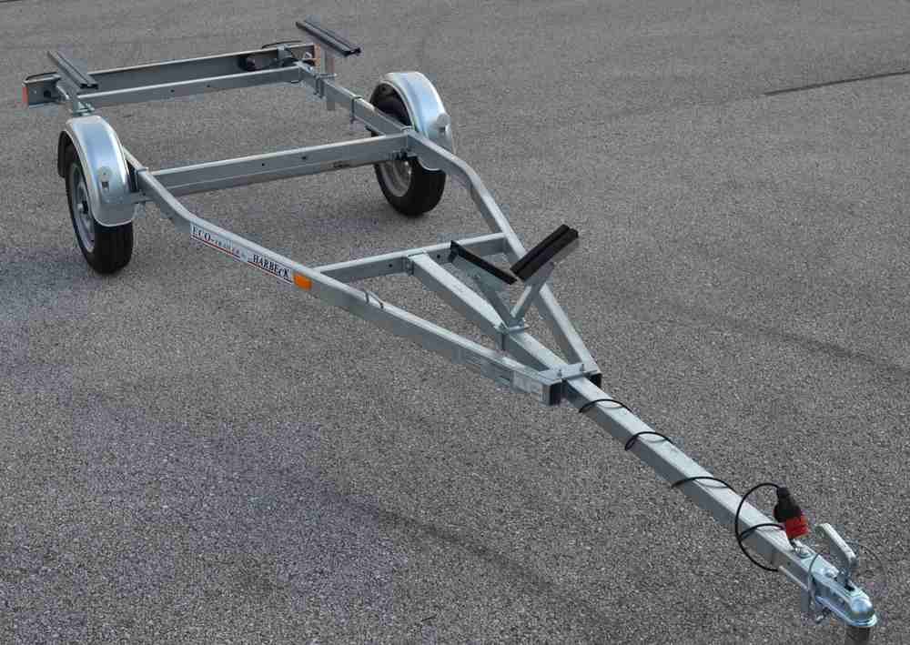 Harbeck Anhänger für Motorboote - ungebremst - Marina Wassersport GmbH