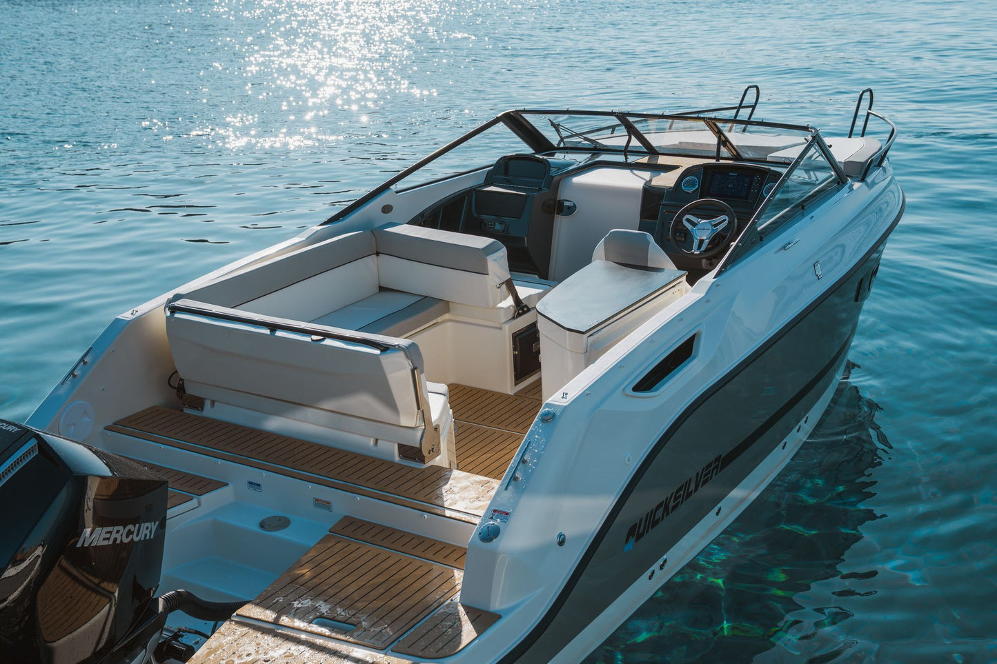 Quicksilver Activ 755 Cruiser