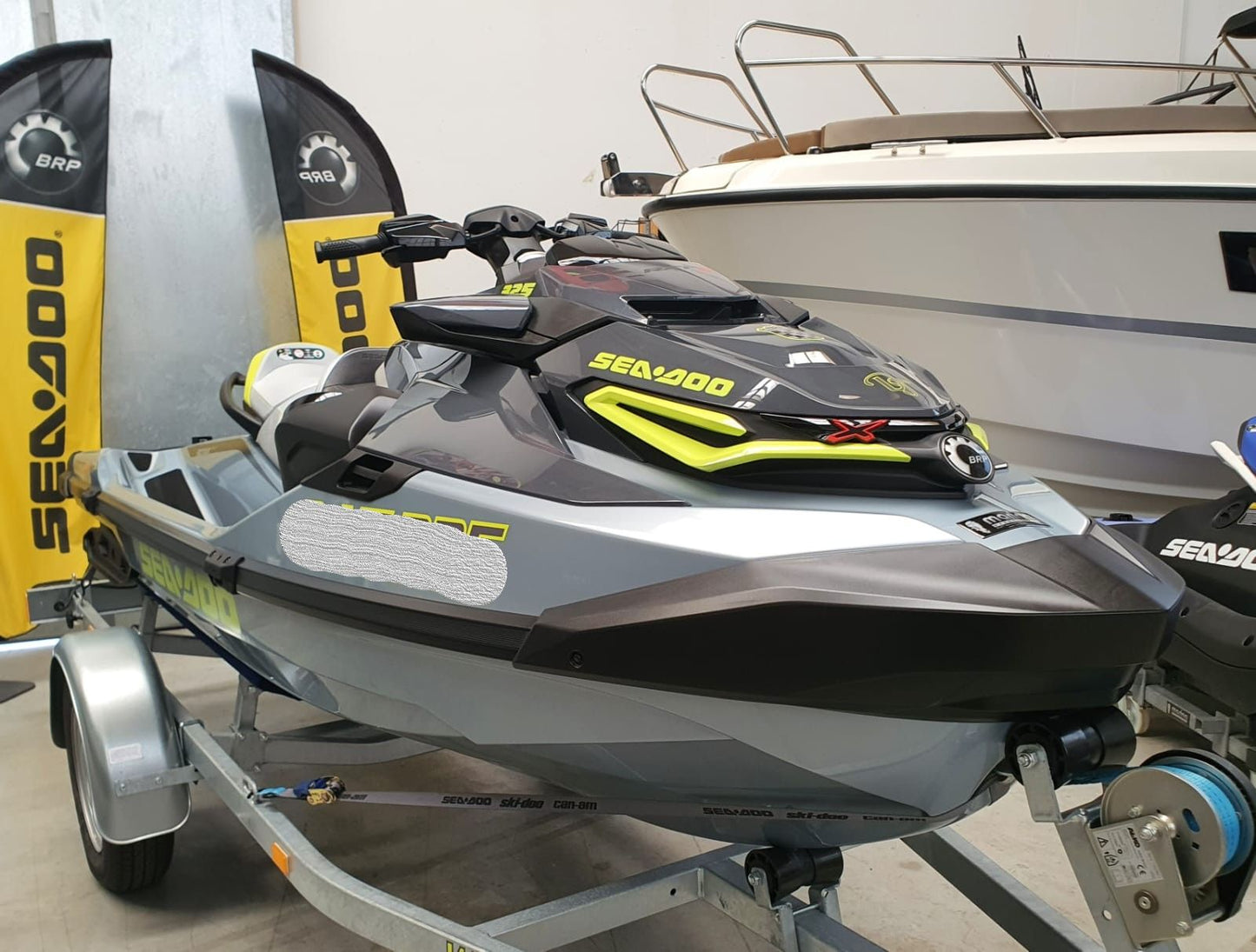 SeaDoo RXT-X 325 Audio Jetski Modell 2025  inkl. Anhänger - 32 Betriebsstunden