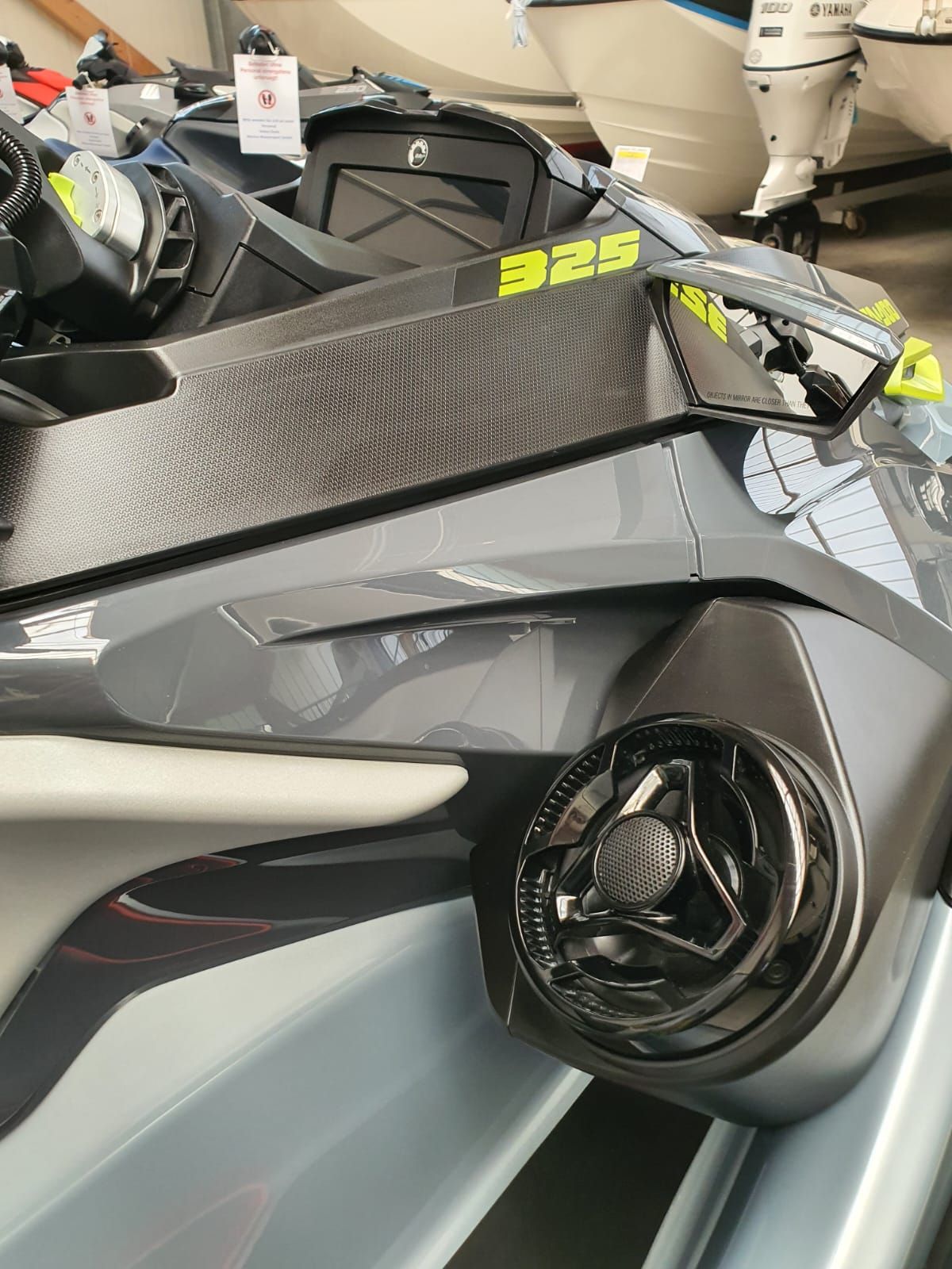 SeaDoo RXT-X 325 Audio Jetski Modell 2025  inkl. Anhänger - 32 Betriebsstunden