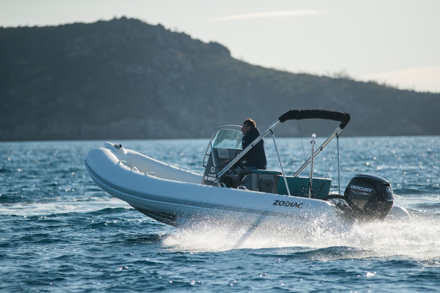 Zodiac Medline 5.8 - Marina Wassersport GmbH