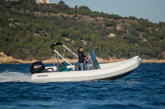 Zodiac Medline 5.8 - Marina Wassersport GmbH