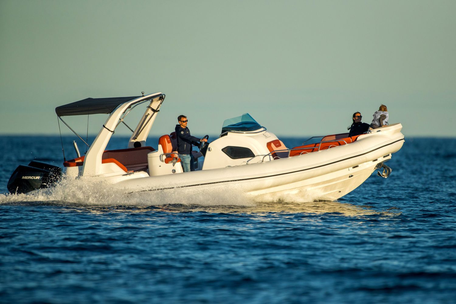 Zodiac Medline 9 - Marina Wassersport GmbH